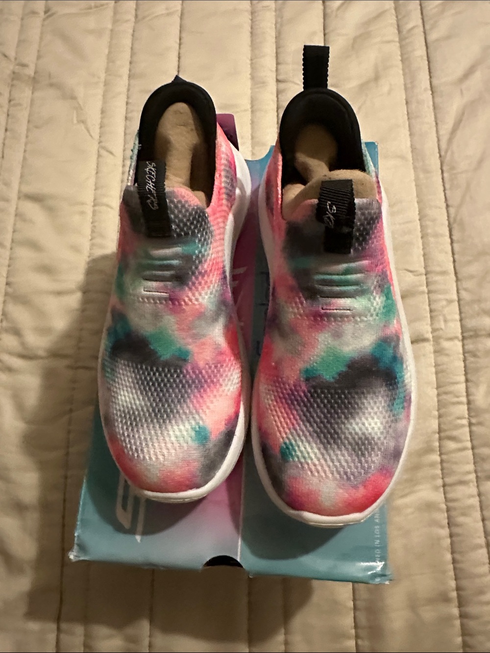 Skechers® Ultra Flex 2.0 Cloudy
Cool Girls' Slip-On Shoes size 11 - Picture 3 of 10